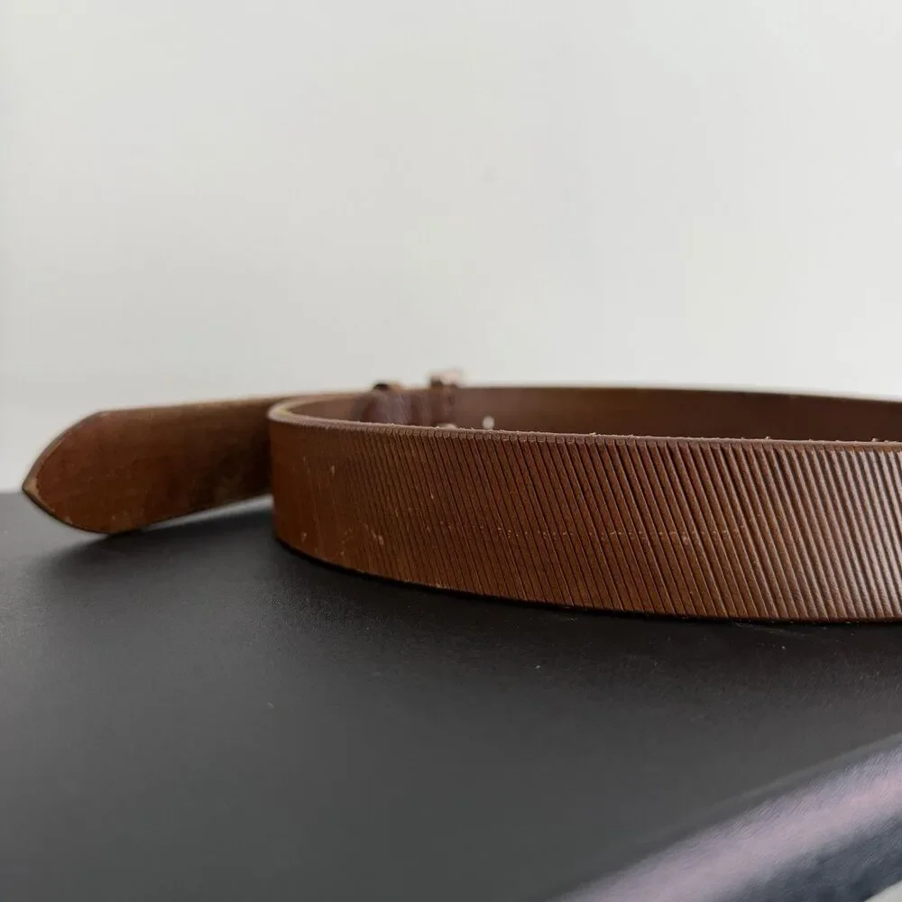 Torino Men’s Brown Genuine Leather Belt Size 32 Embossed Stripe Silver Buckle
